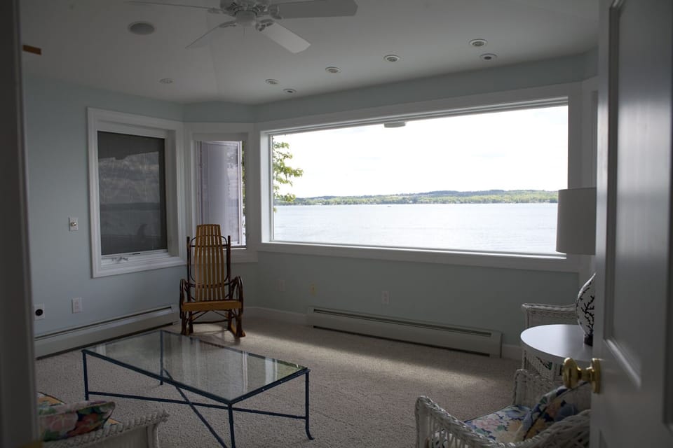 Quiet office with amazing lake views as well as privacy