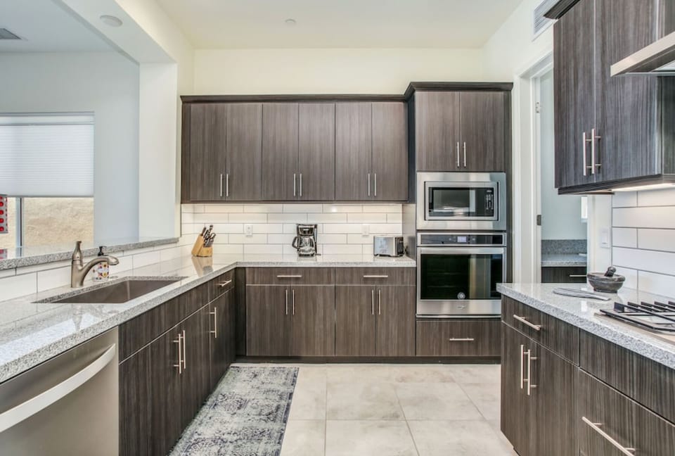 Kitchen fully stocked 