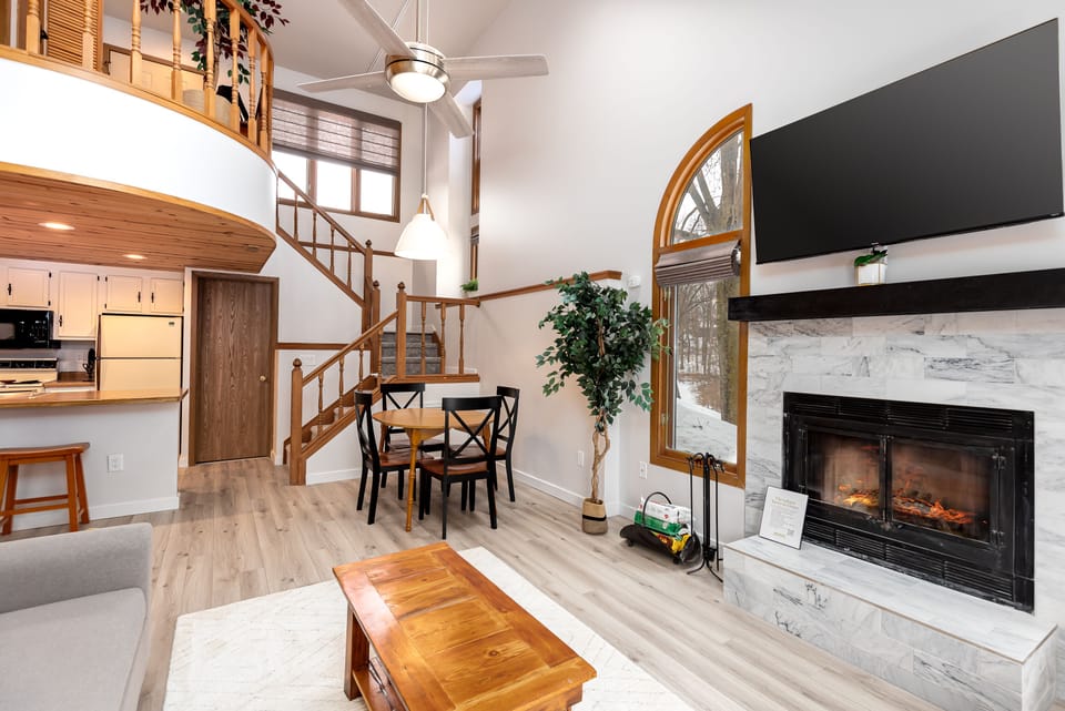 Open loft townhouse