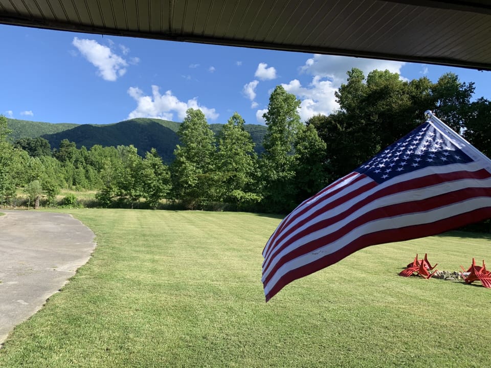 Stoneybrook Valley Ranch 2,  3Bed/2Bath, DOG Friendly, 1.5 Acres Great Mtn views House in Sevier County
