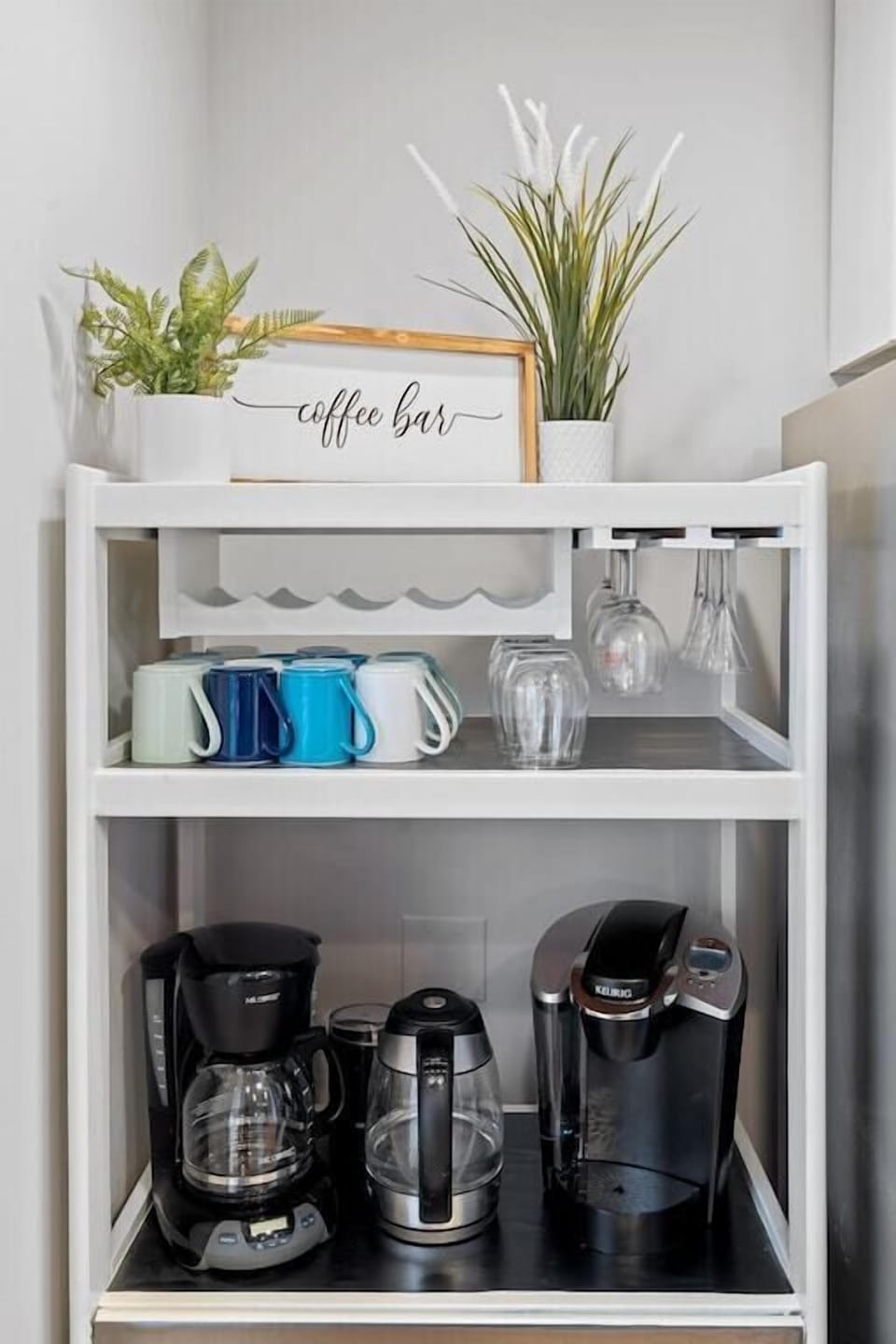 Coffee bar with Keurig, coffee pot, electric kettle and coffee bean grinder