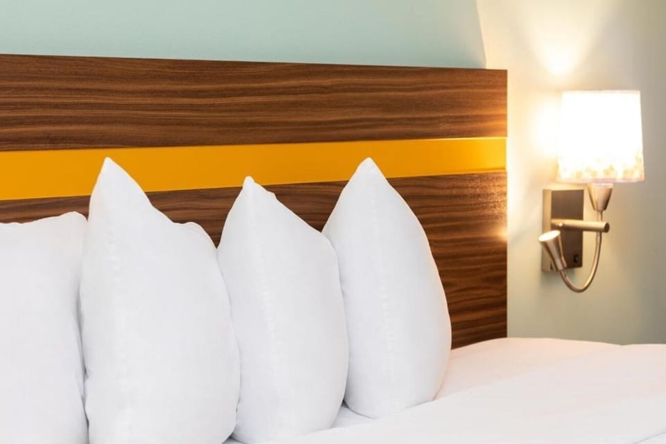 Sink into fluffy pillows and drift off in total calm.
