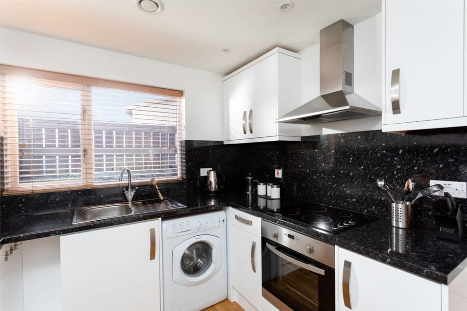 Spacious and well-equipped kitchen