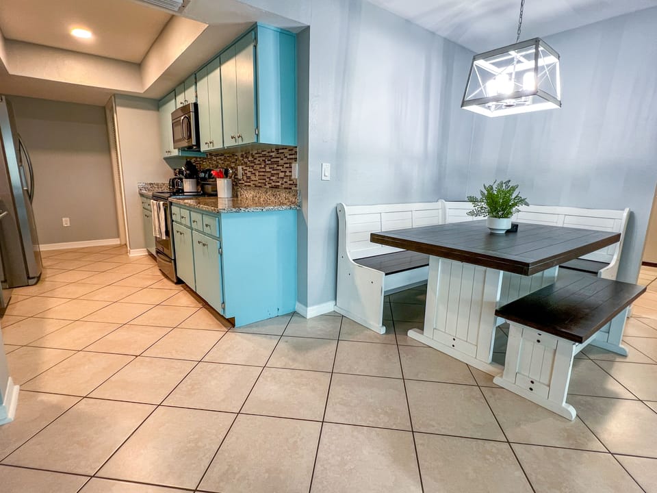 Large breakfast nook right off the kitchen to host meals with your group!