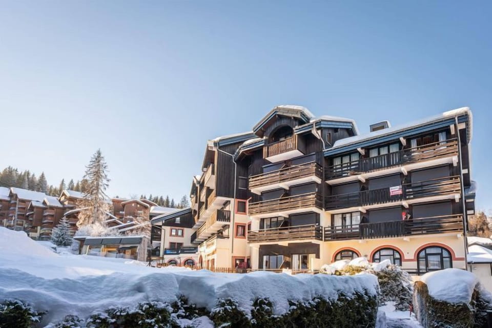 Experience the picturesque atmosphere at this amazing property.