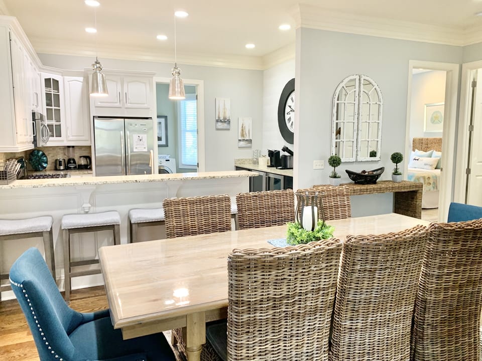 Seating for 8 plus 4 bar stools