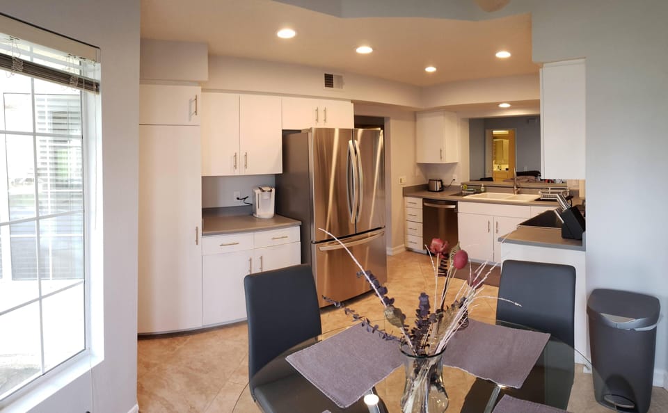 Just remodeled kitchen,  brand new stainless steel appliances. Breakfast nook 