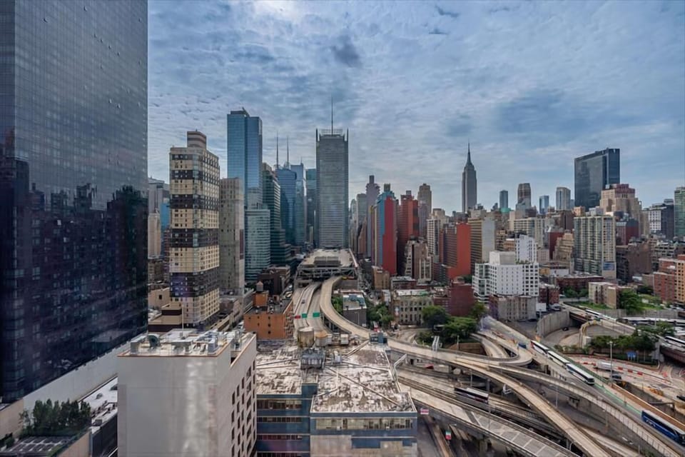 Midtown West New York 1 Bedroom View