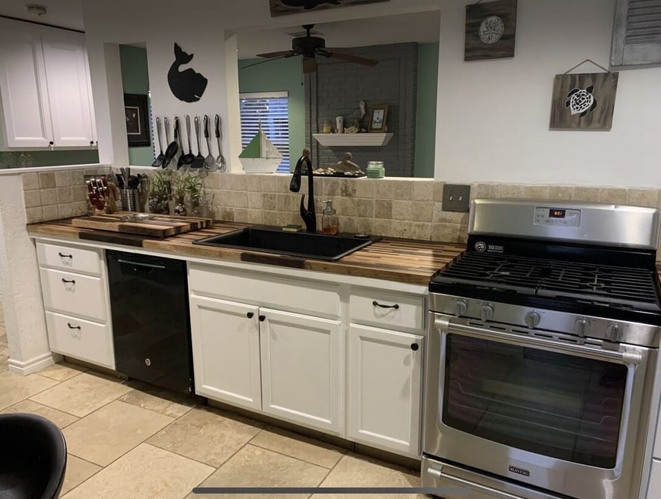 Kitchen Area.