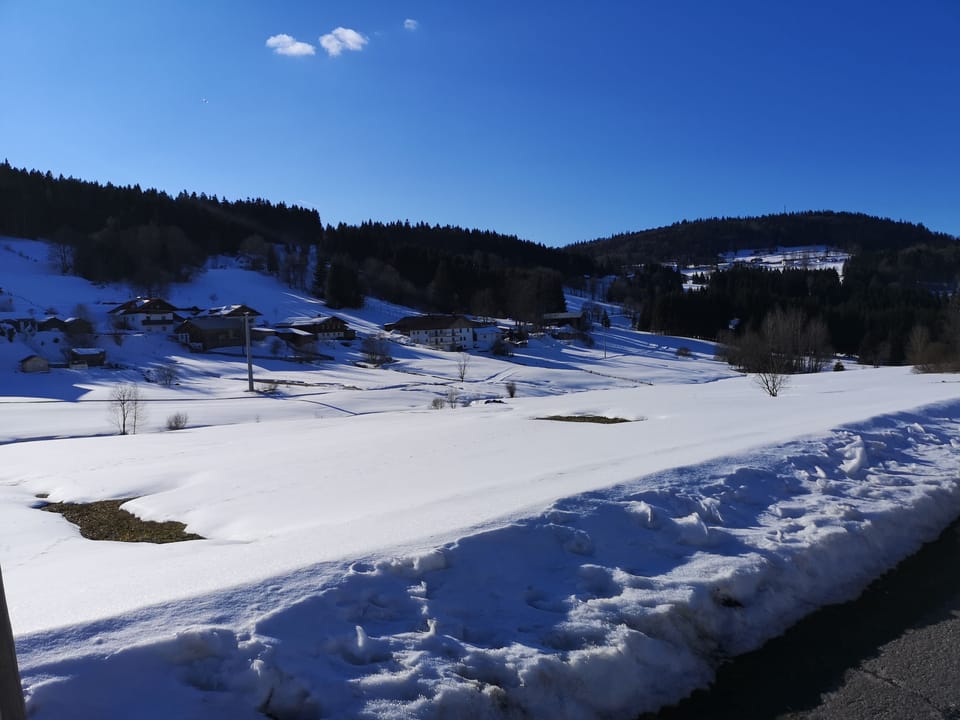 Snow and ski sports