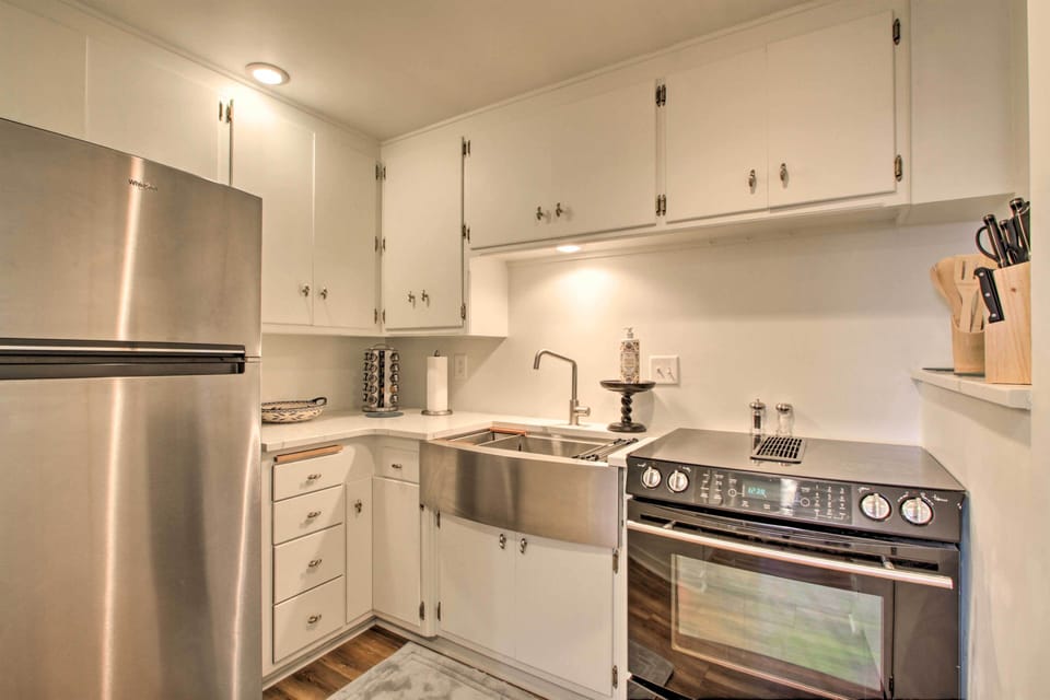 Well-Equipped Kitchen | Main Level | Coffee Maker | Spices