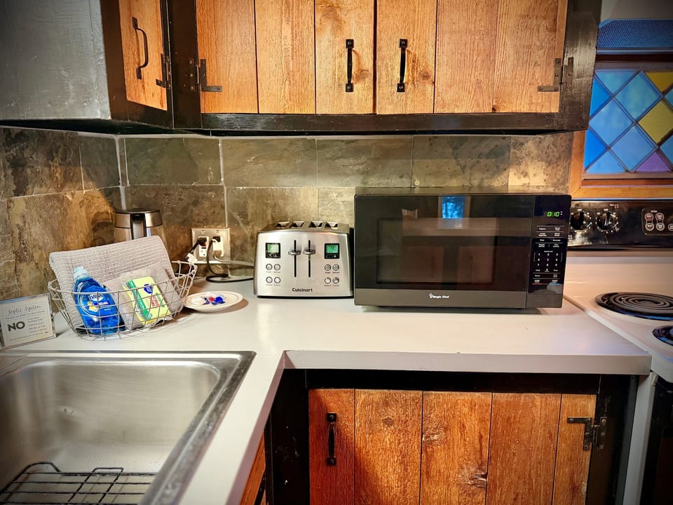 Kitchen equipment