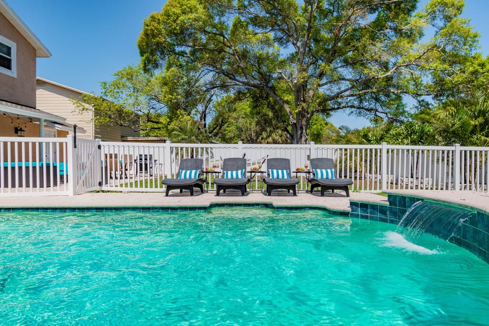 Pool area