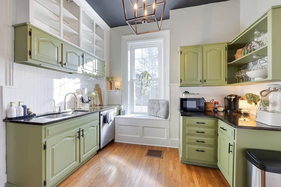 kitchen prep area 