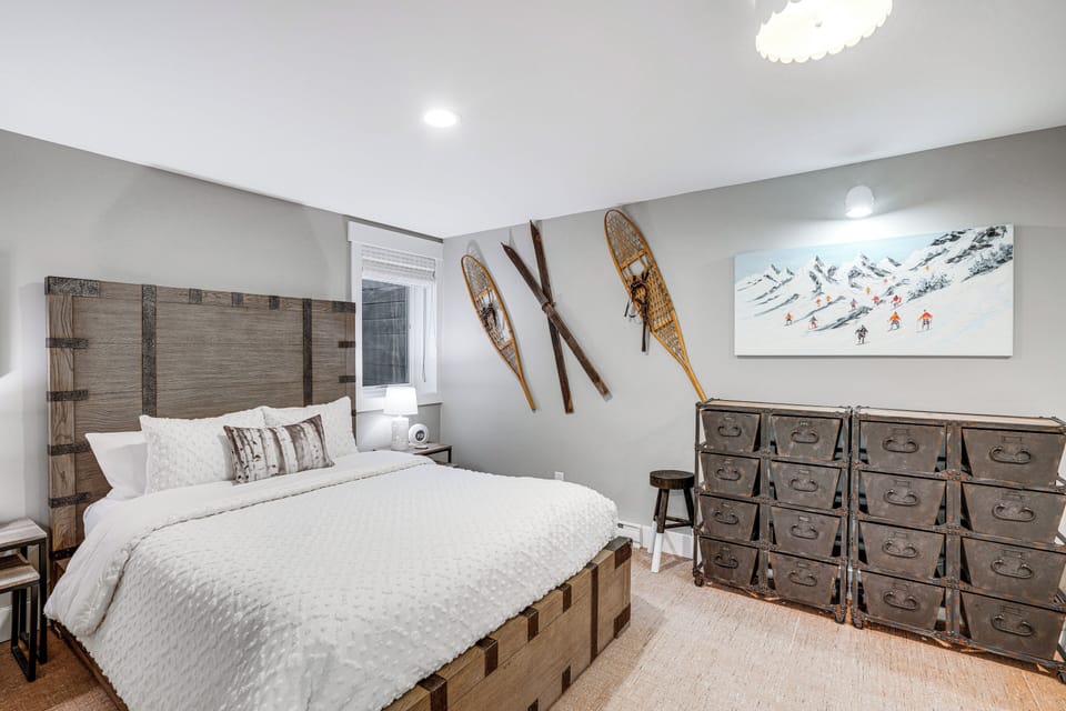 Bedroom 3 | 2 Queen Beds | Twin Bed