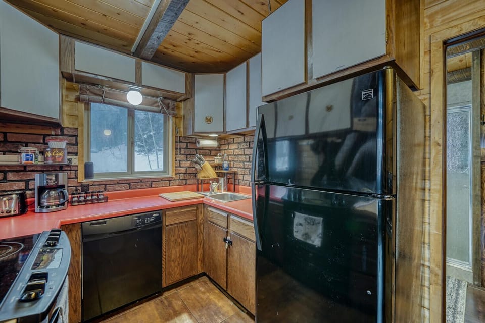 Fully Appointed Kitchen