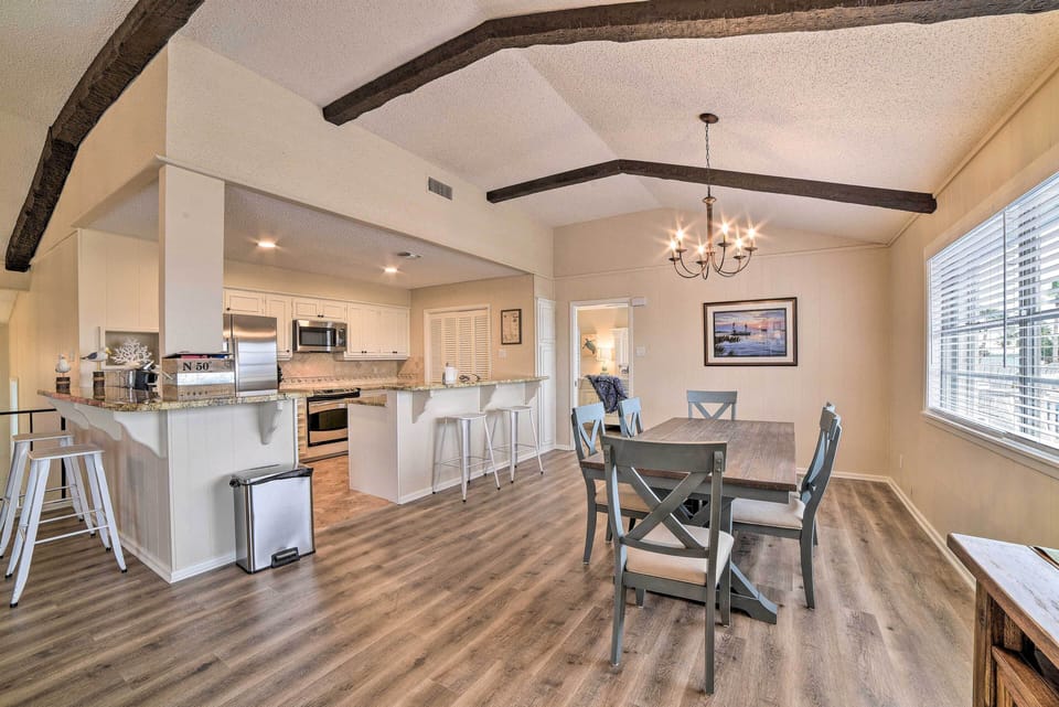 Dining Room | Top Floor