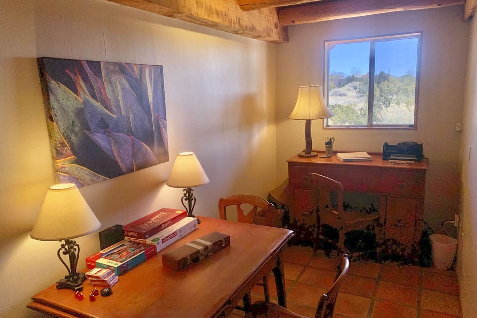 Home Office | Laptop-Friendly Workspace