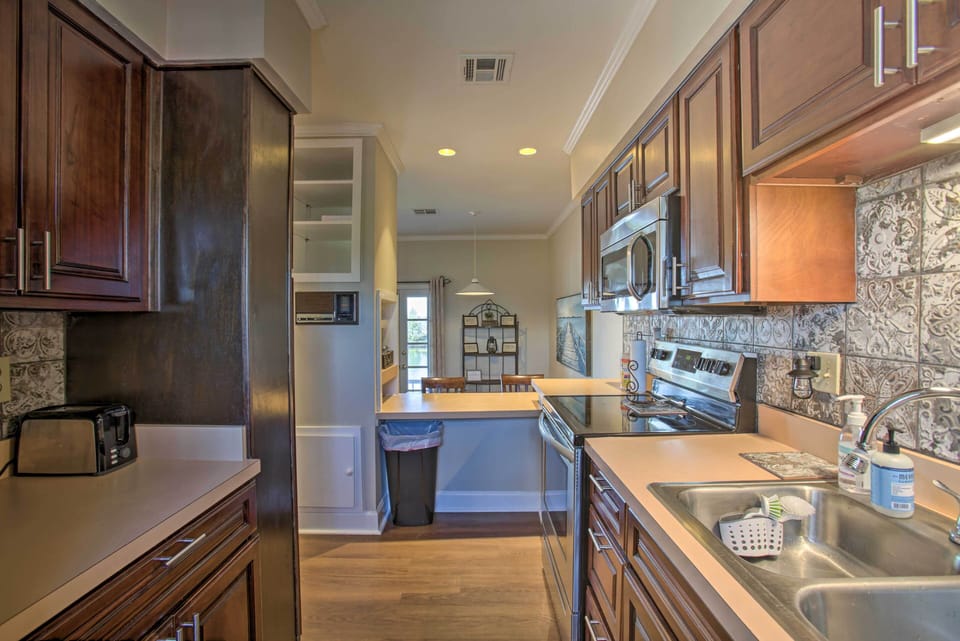 Kitchen | 1st Floor