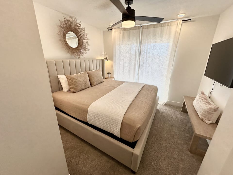 2nd Level King bedroom