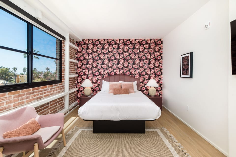 Suite 301