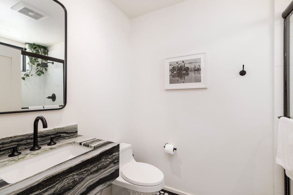 Room 305 bathroom