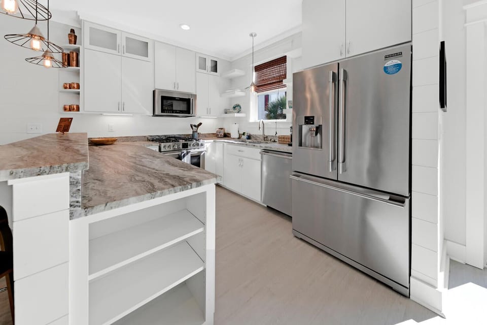 Kitchen w/ Stainless Steel Appliances