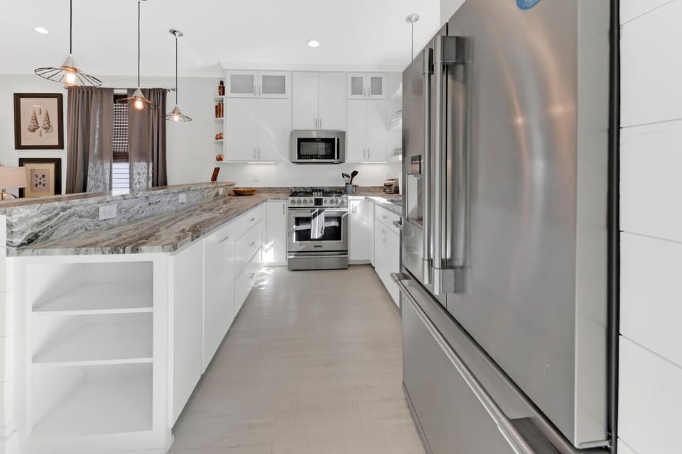 Kitchen w/ Stainless Steel Appliances