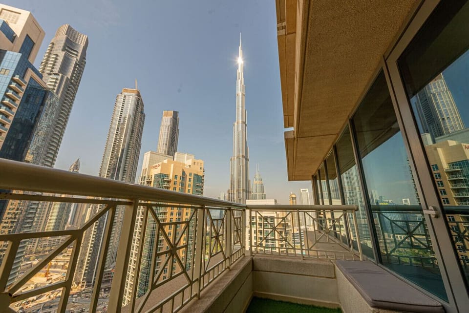 Balcony Escape: Stunning skyline views with the iconic Burj Khalifa at your fingertips!
