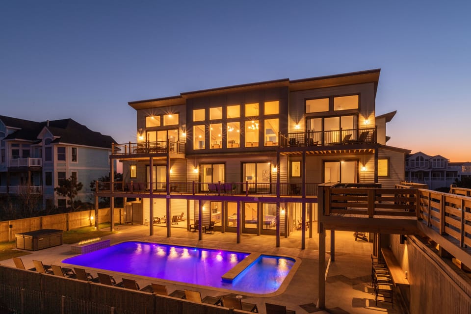 Metamorphoseas at Twilight