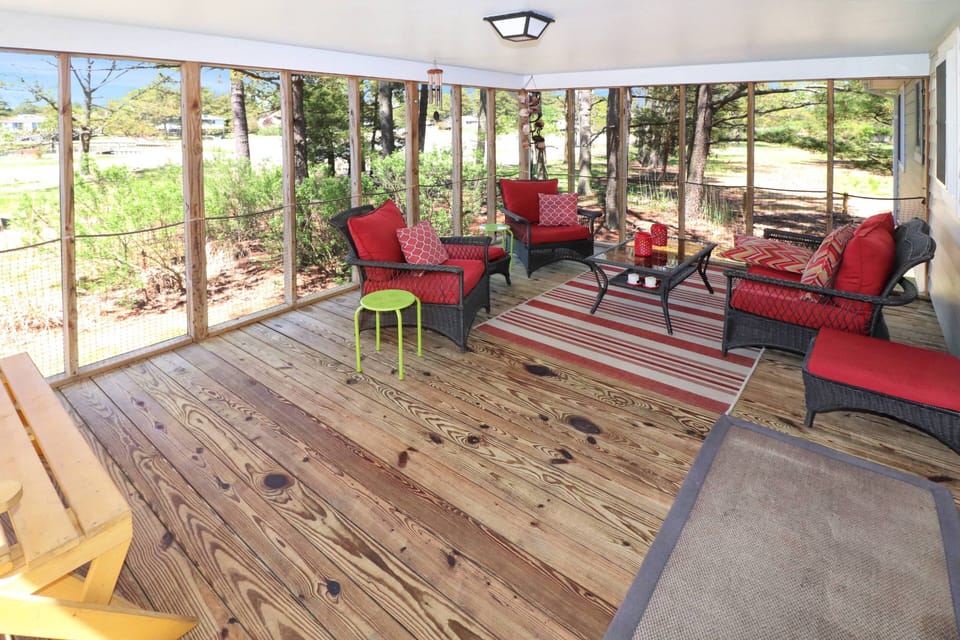 Screened Porch