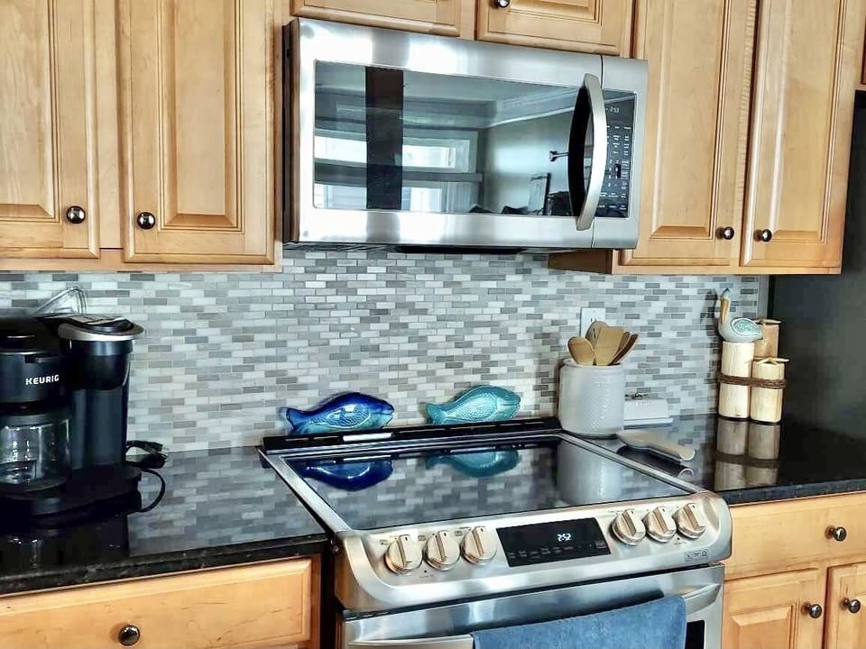 fully stocked kitchen