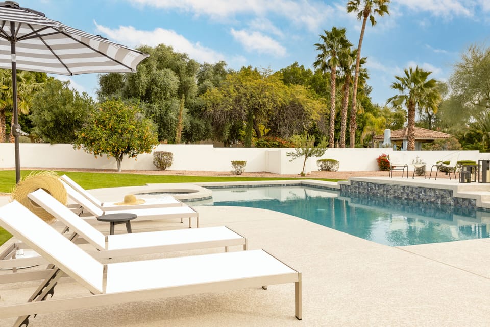 Lounge poolside.