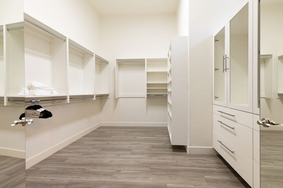 Walk in closet.
