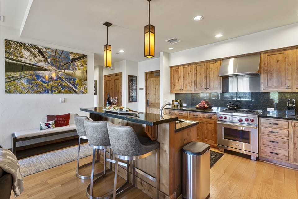 Indoors, Flooring, Floor, Kitchen, Hardwood