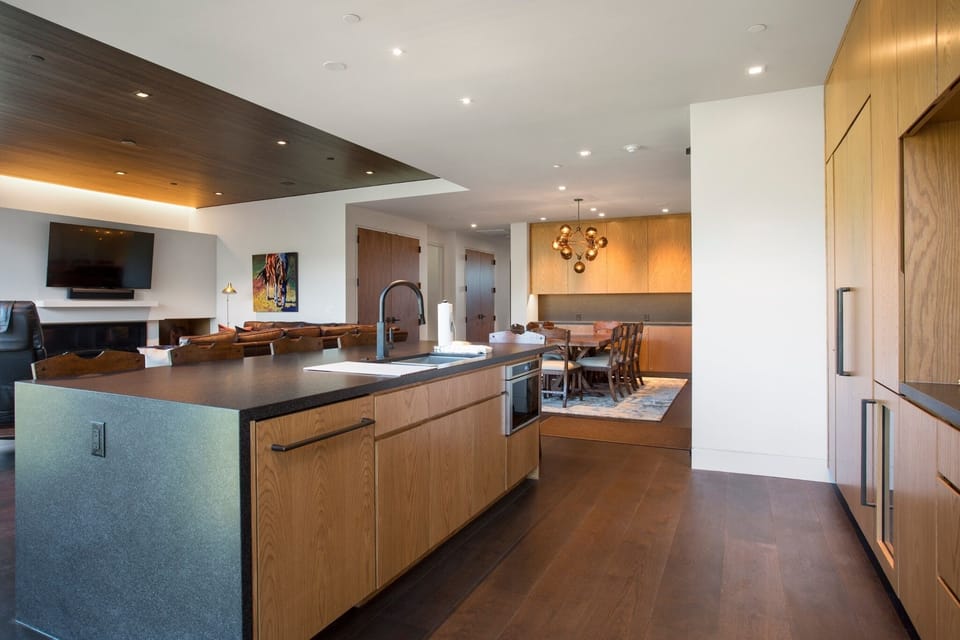 Flooring, Indoors, Room, Kitchen, Hardwood