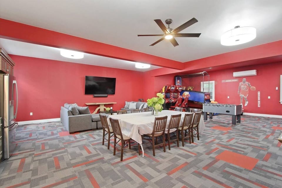 Arcade, Karaoke & Entertainment Area - This is where ALL WILL HANG OUT & Laugh!