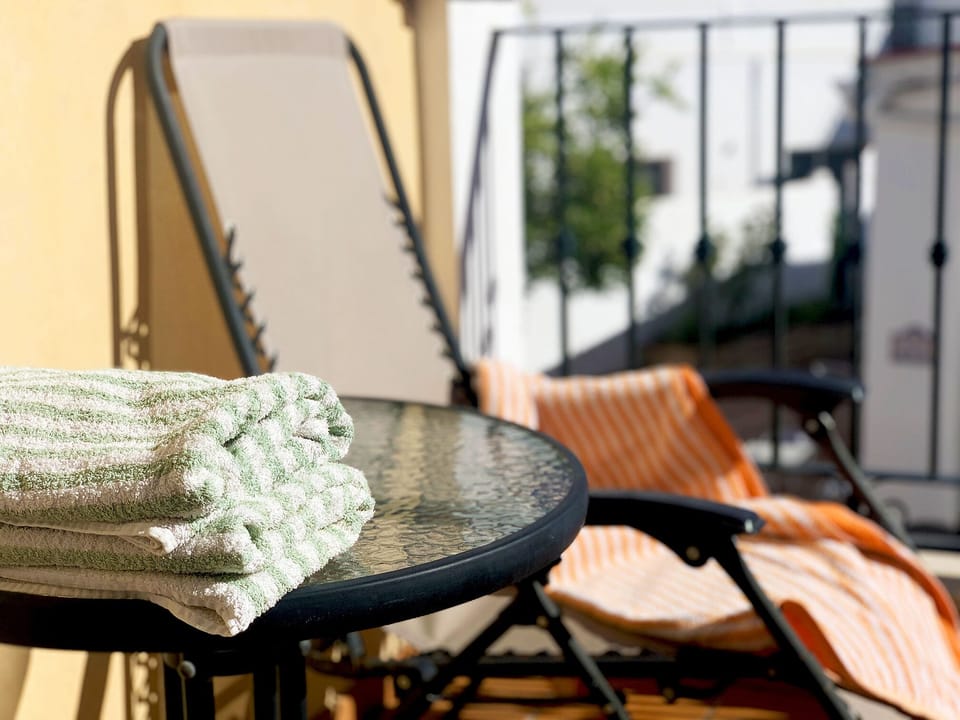 Balcony - Gotonerja (2)