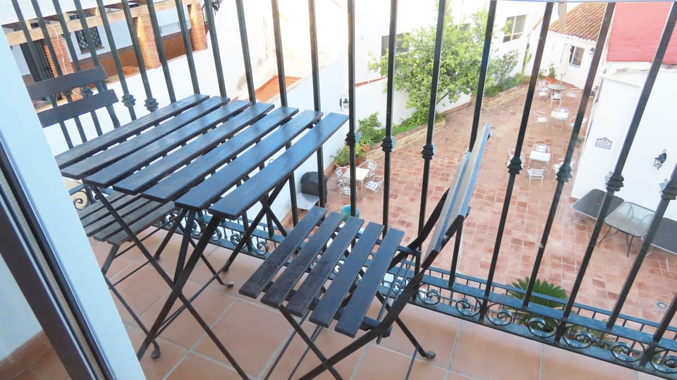 balcony - Gotonerja (1)