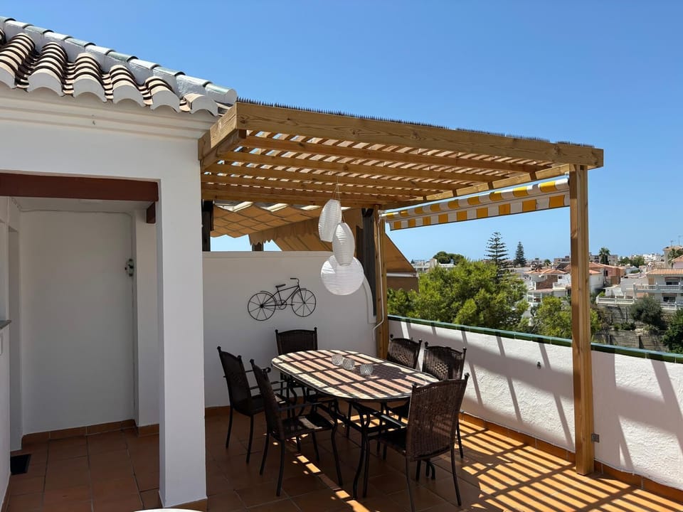 Velesia new pergola
