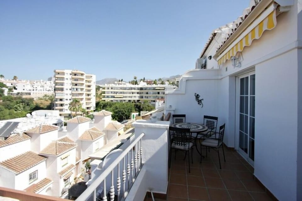 balcony - Gotonerja (1)