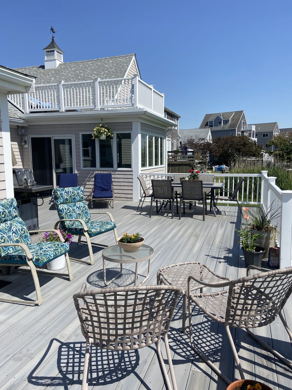Additional seating for gatherings, sunset watching.