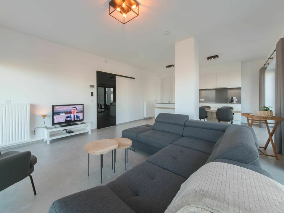 Furniture, Couch, Building, Comfort, Table, Television, Wood, House, Interior Design, Lamp