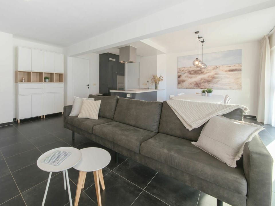 Couch, Picture Frame, Property, Furniture, Table, Wood, Interior Design, Rectangle, Floor, Flooring