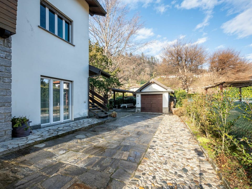 Plant, Sky, Cloud, Building, Window, Flowerpot, Road Surface, Wood, Architecture, Land Lot
