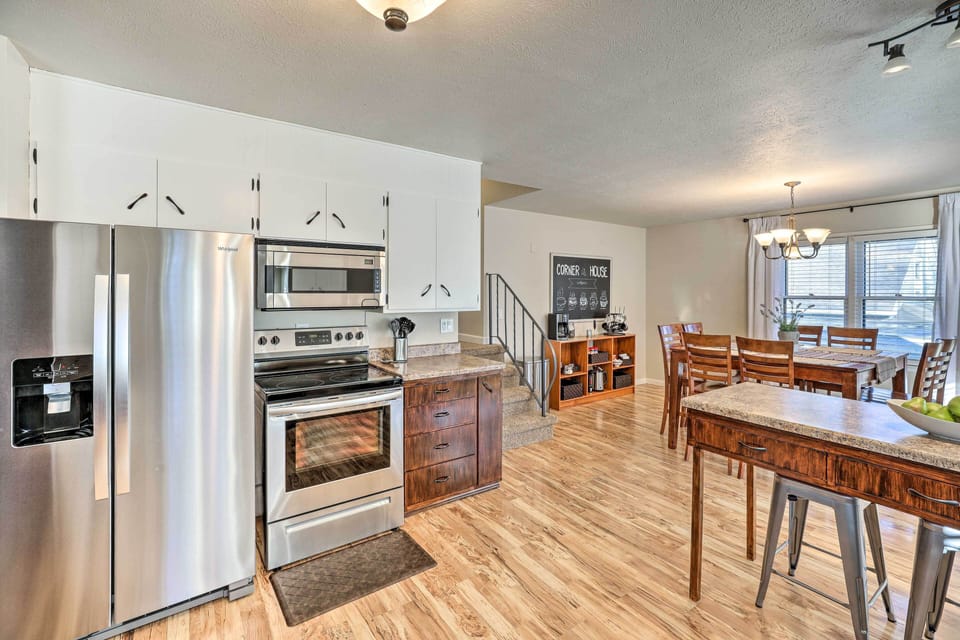 Kitchen | Drip Coffee Maker | Toaster