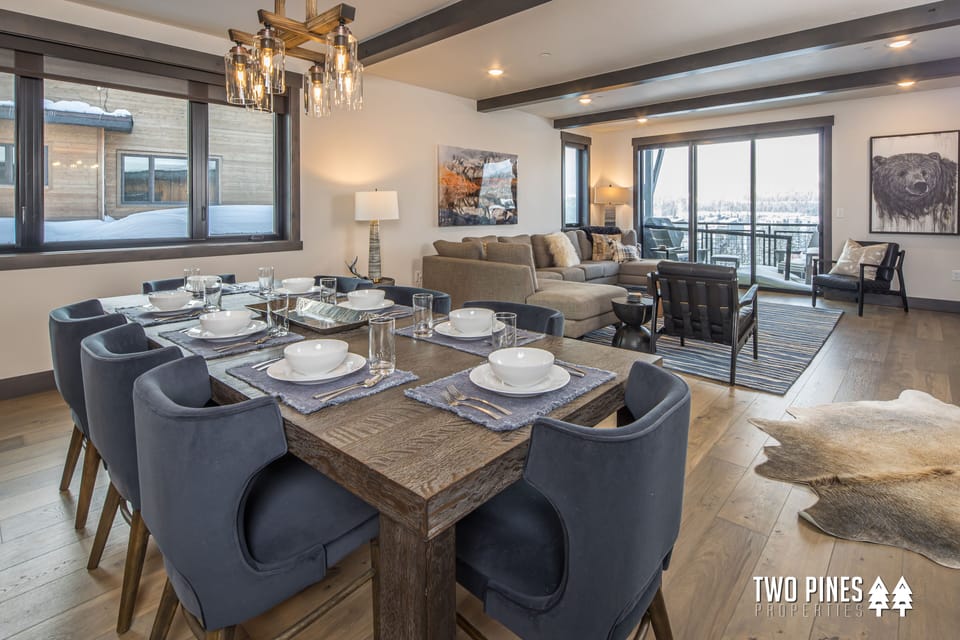 Open Concept Kitchen, Dining & Living Room