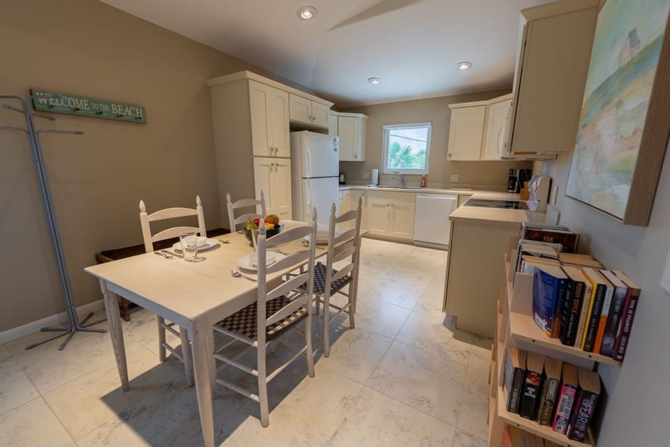 Hidden Oasis Kitchen and Dining Table