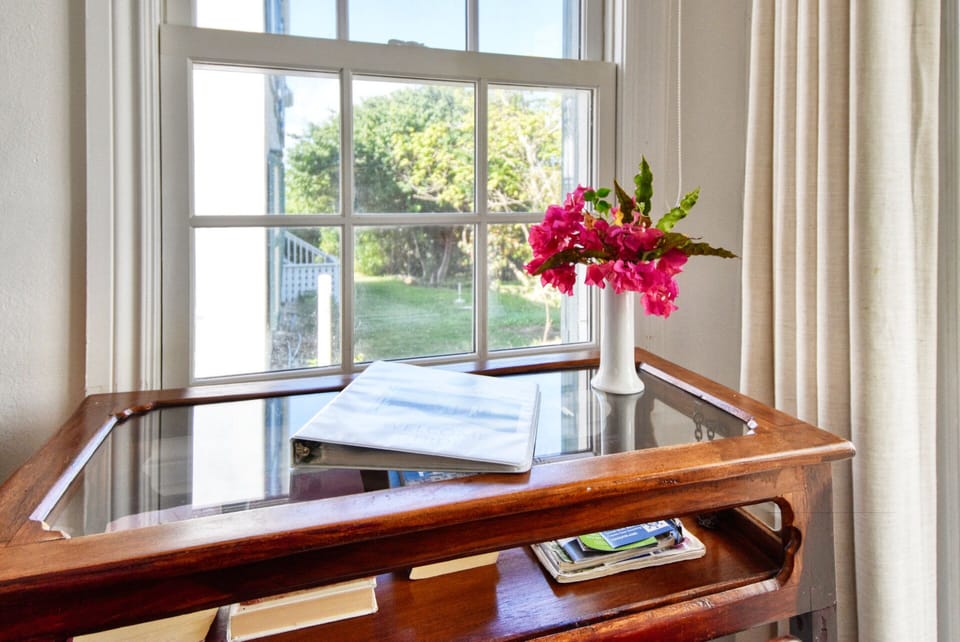 Desk area