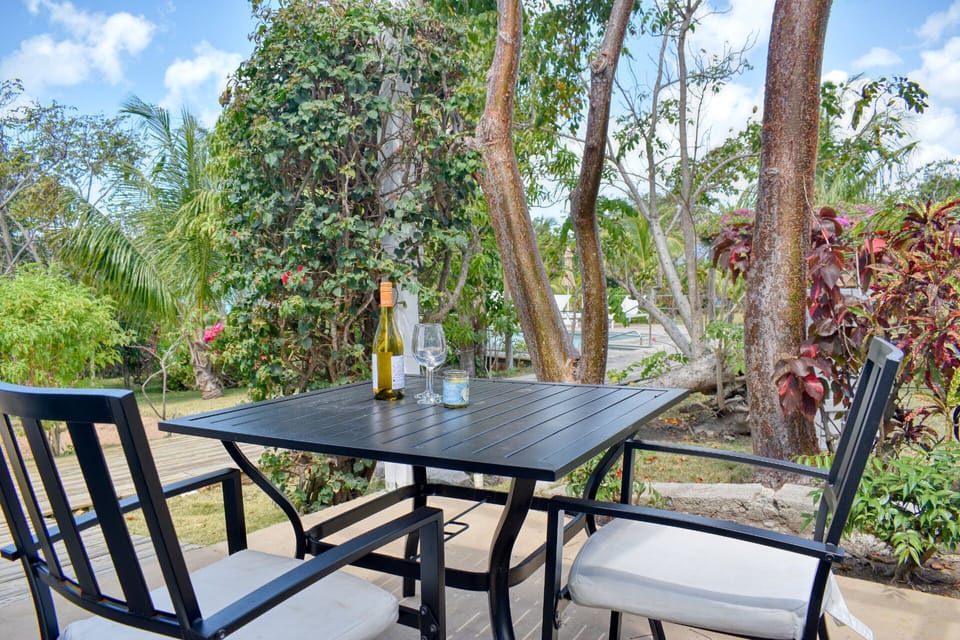Outdoor dining area